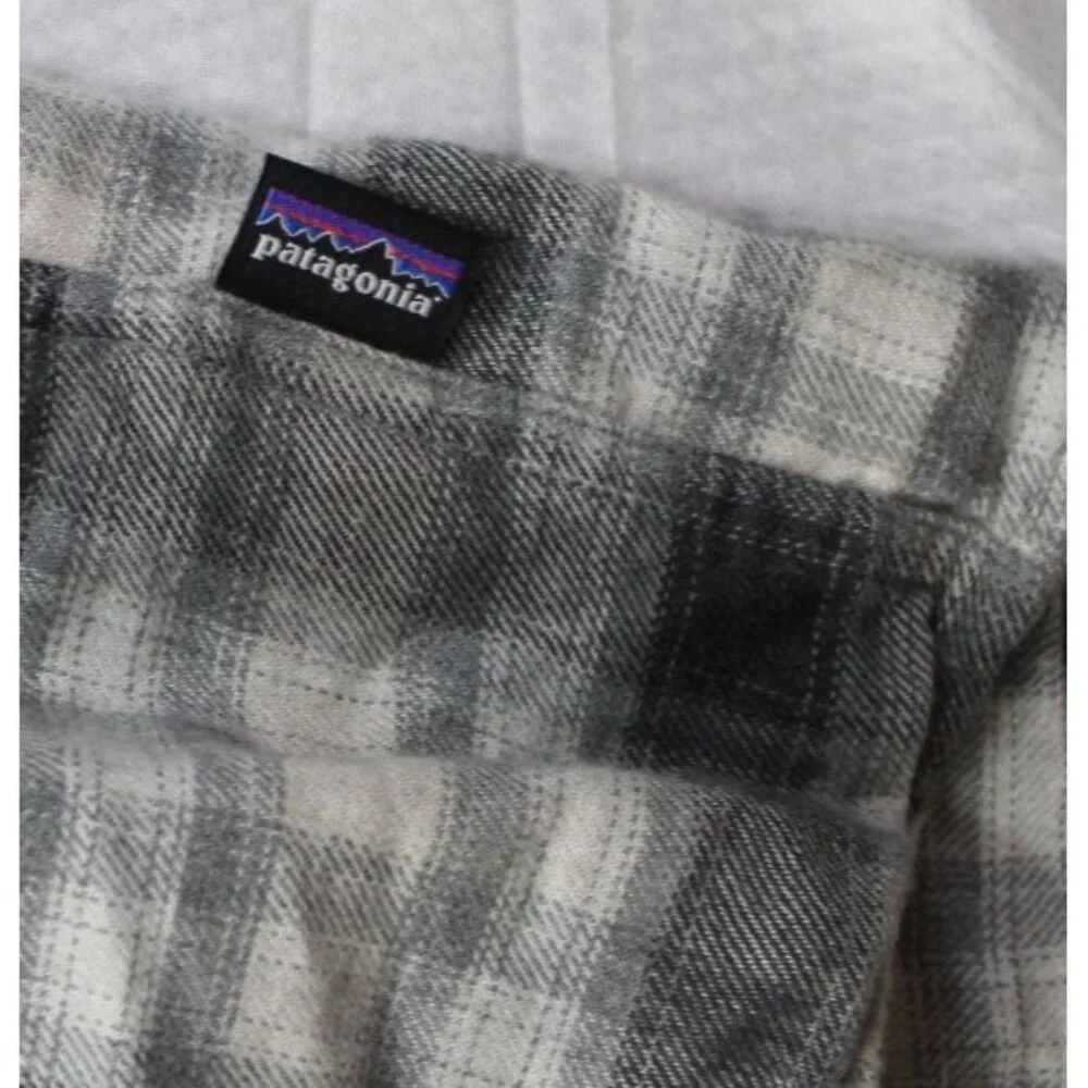 Patagonia Mens Organic Cotton Plaid Button-Up Shirt XXL Black & White - Picture 9 of 9